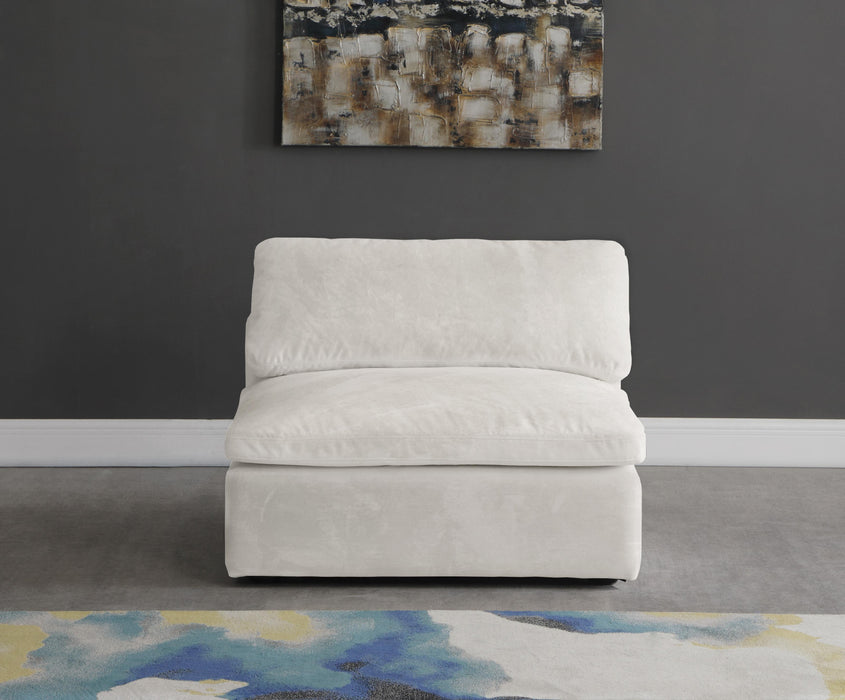 Cozy Cream Velvet Chair